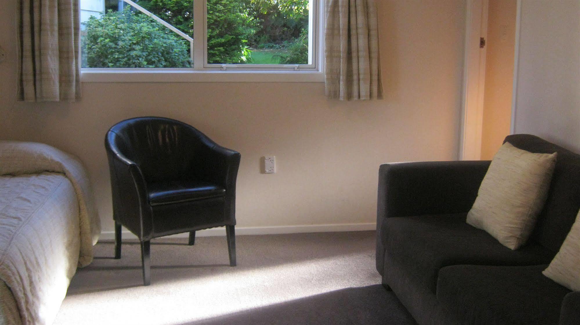 Broadway Lodge Motel Stratford Extérieur photo